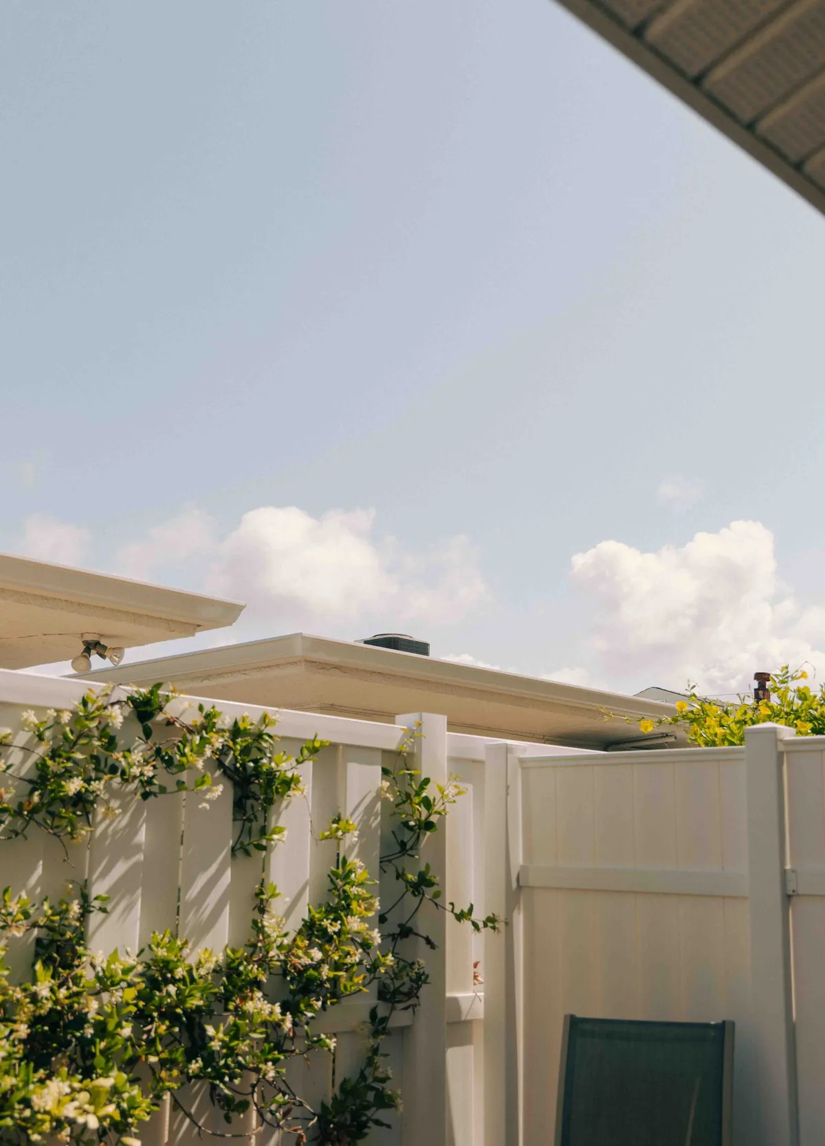 Vinyl Privacy fence material