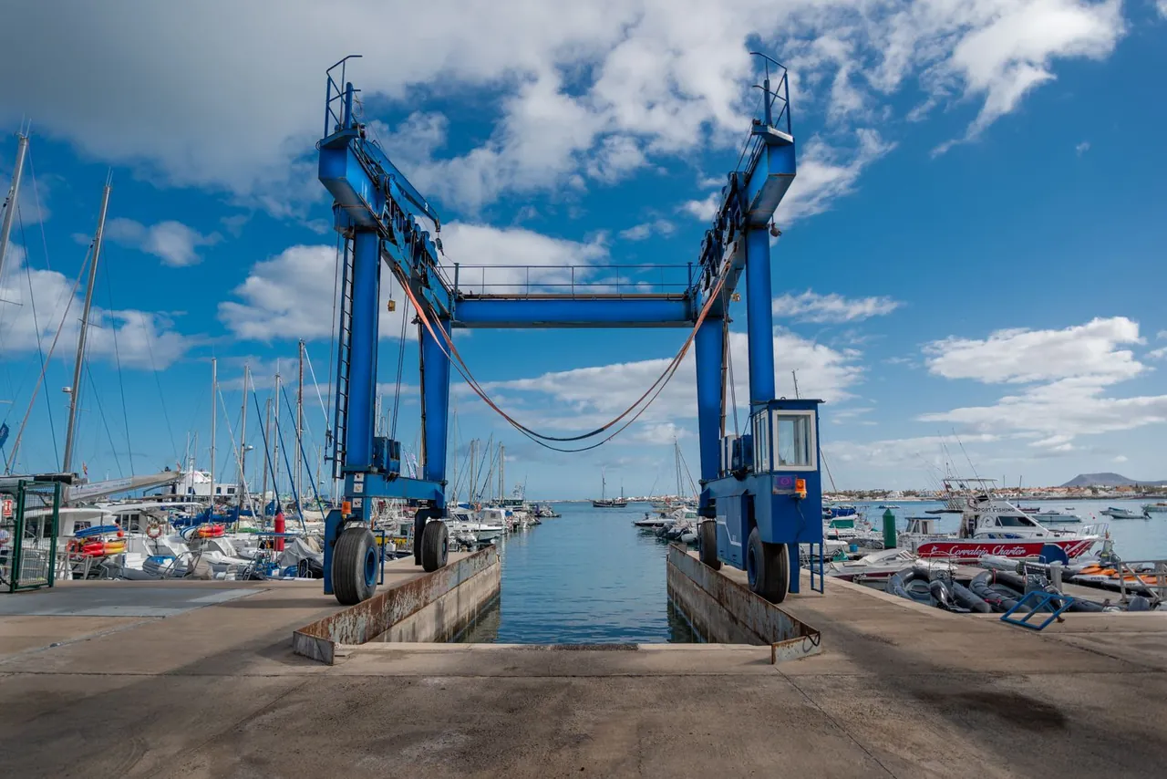 50-ton travel lift over the haul-out well